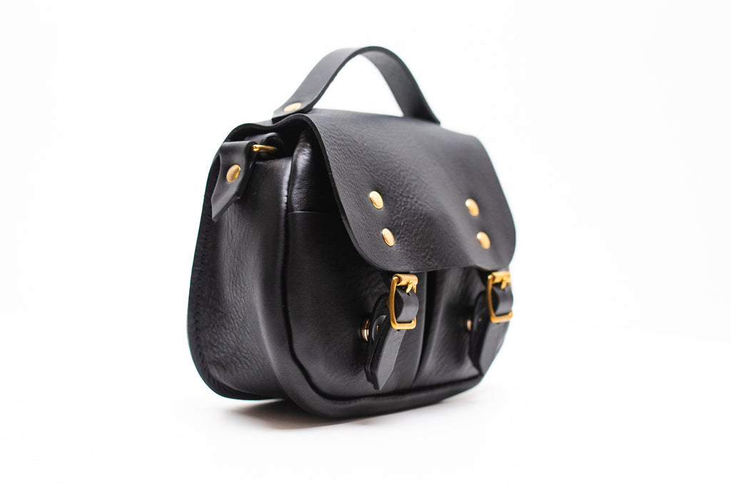 Beau Jolie Cross Body Satchel With Gold In Noir